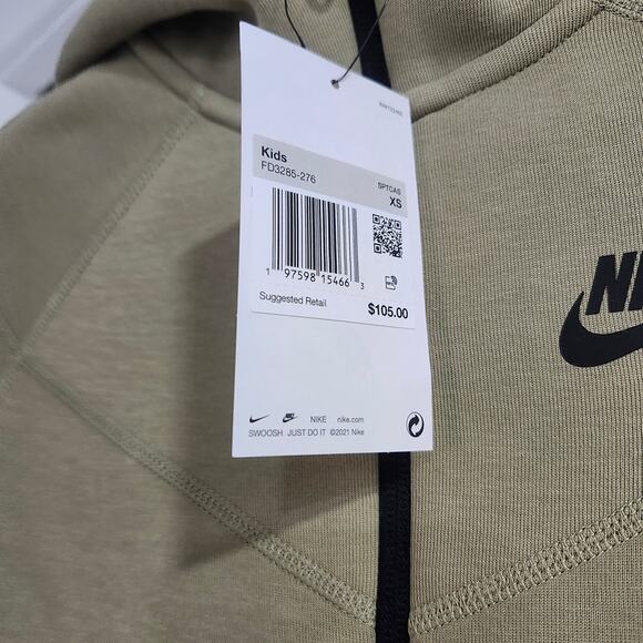 ❤️NWT❤️ Nike Kids Sweater Boys Zip-Up Jacket - Tan - Picture 2 of 11